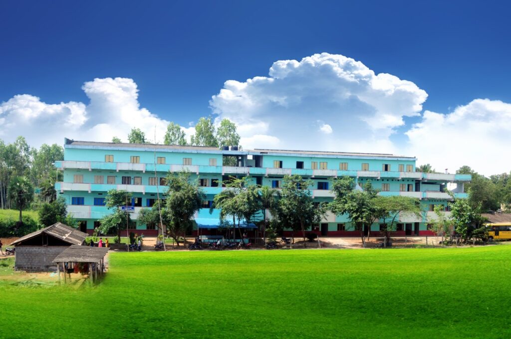 prakasam-building-photo-2